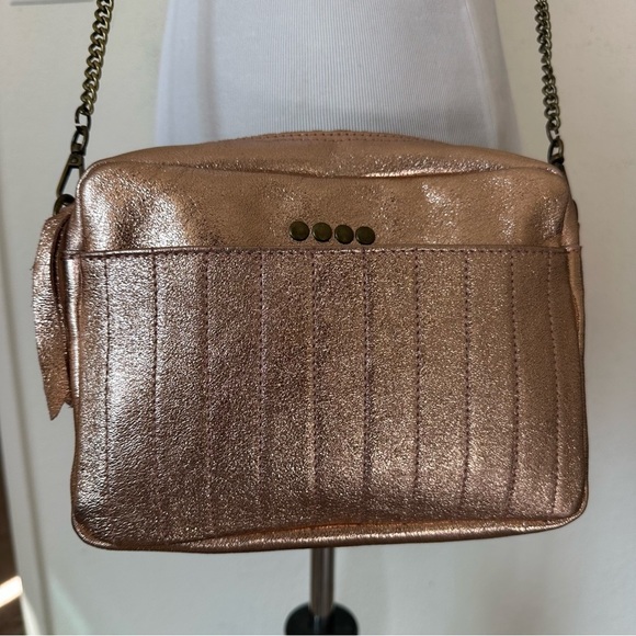 RoseGold Textured Crossbody Bag with Adjustable Strap Metallic Leather Bag - Picture 3 of 9